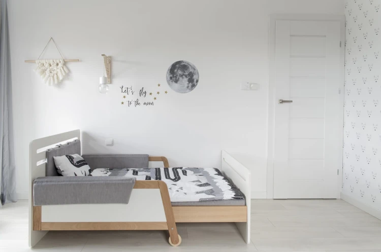 timoore_simple_bed (Copy).jpg