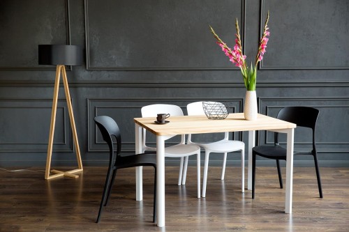 TRIVENTI stół protokątny białe zaokrąglone nogi RAGABA (Copy).jpg