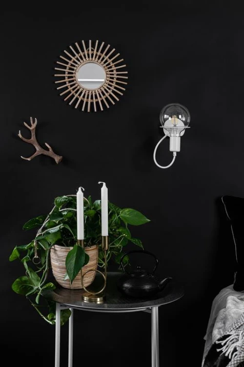 bialy-kinkiet-loftowy-z-zarowka-metal-wall-frudizajn