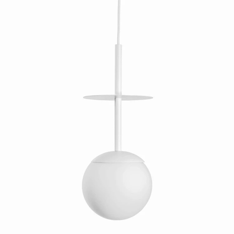 lampa-wiszaca-biala-plaat-a-ummo-ze-szklanym-kloszem-frudizajn