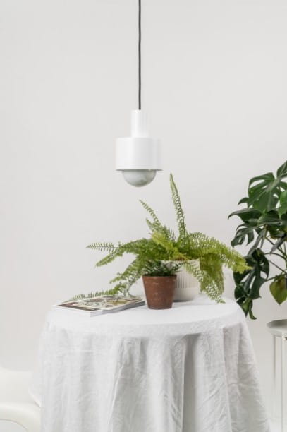 sufitowa-lampa-wiszaca-ummo-enkel1-biala-2.jpg