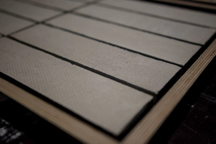 cegla-dekoracyjna-na-sciane-stemp-milke-wzor-stempla-frudizajn