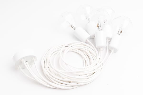 nowoczesna-lampa-metalowa-do-biura-i-sypialni-fru-dizajn