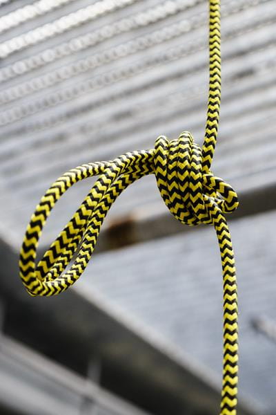 pojedyncza-lampa-metalowa-szlachetny-antracyt-frudizajn