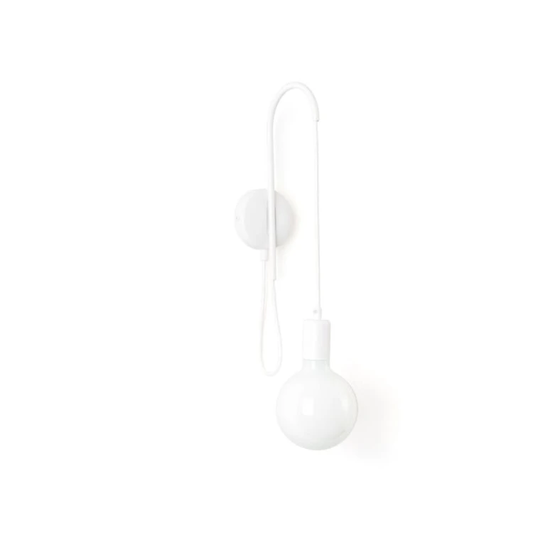 kinkiet-loft-metal-long-bialy-z-kablem-biala-perla-frudizajn