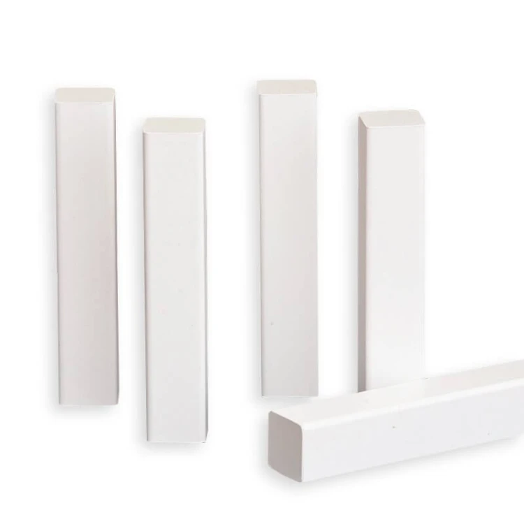 narożnik do listwy przypodłogowej biały.jpg