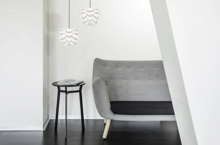 02009_Silvia_mini_white_sofa_environment.jpg