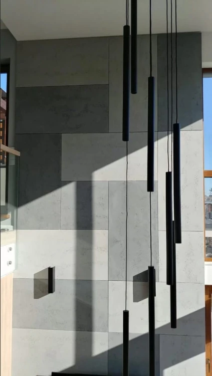 wysoka sciana z płyt betonowych_realizacja_vhct.jpg