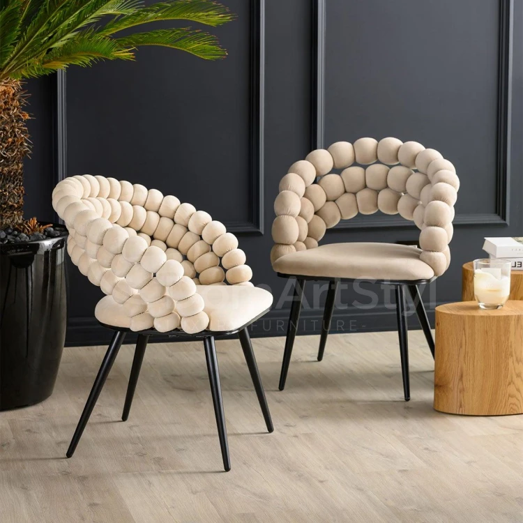 1-kremowe-krzesla-do-salonu-nowoczesne-syntia-black (Copy).jpg