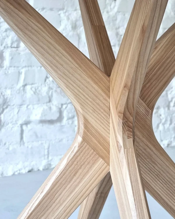 rozkladany-stol-do-wnetrz-wielokolorowy-jubi-ragaba-fru-dizajn