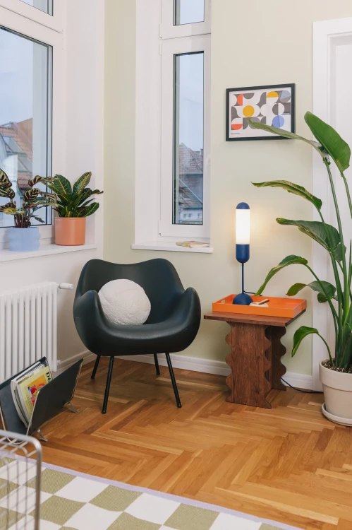 designerska-lampa-stolowa-funsui-st-ummo-granatowy-akcent-fru-dizajn