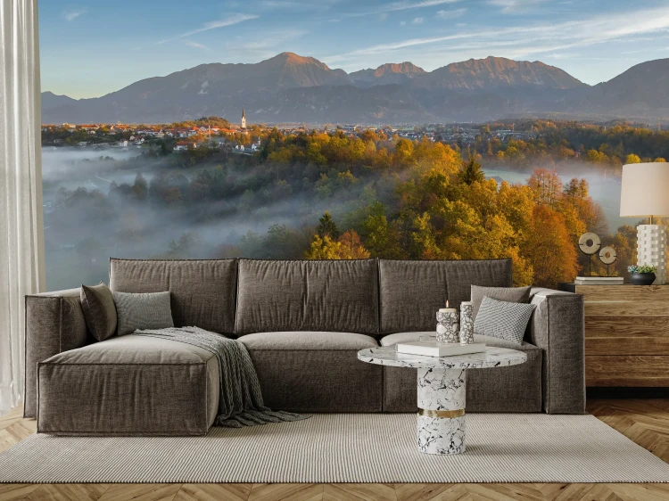 2_Misty Peaks – Górska dolina w jesiennej mgle.webp