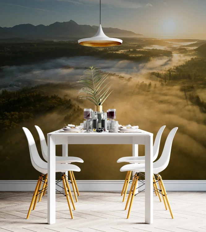 20_Misty Peaks – Poranna cisza nad leśnym krajobrazem.webp