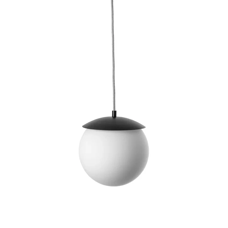lampa-wiszaca-czarna-kuul-g-z-kloszem-frudizajn