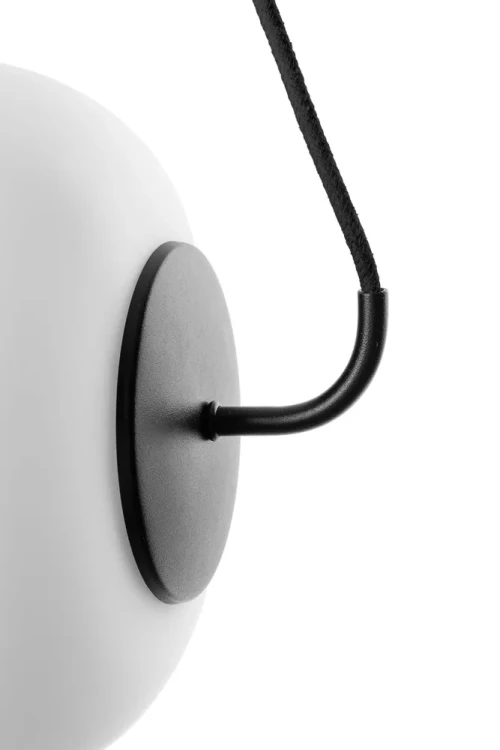 lampa-szklana-do-jadalni-epli-czarny-kabel-ummo-fru-dizajn