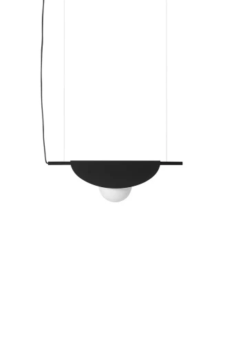 lampa-wiszaca-czarna-sallo-a-z-kula-do-salonu-ummo-frudizajn