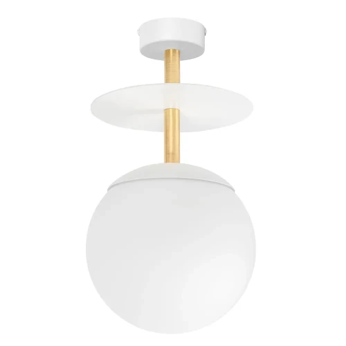 lampa-sufitowa-biala-z-mosieznym-detalem-plaat-b-ummo-frudizajn