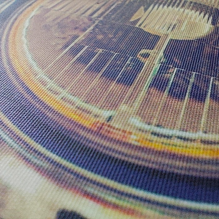 tapeta-scienna-luk-palmy-struktura-material-frudizajn