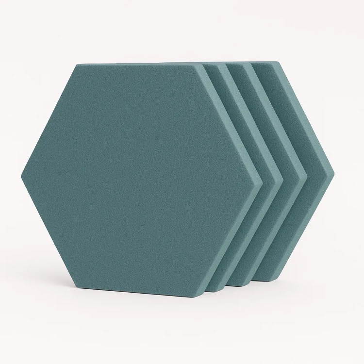 Fluffo_hexa04_frudizajn.webp